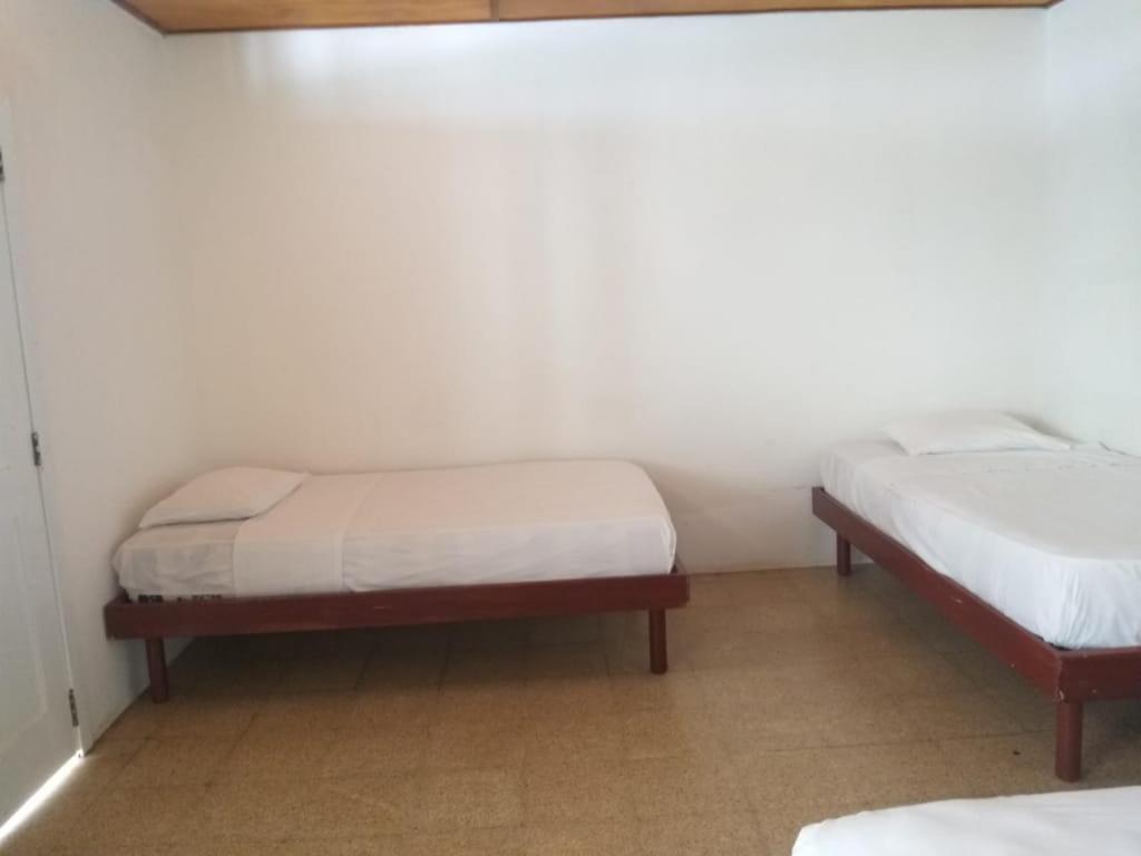 Hotel San Jacinto Bagian luar foto