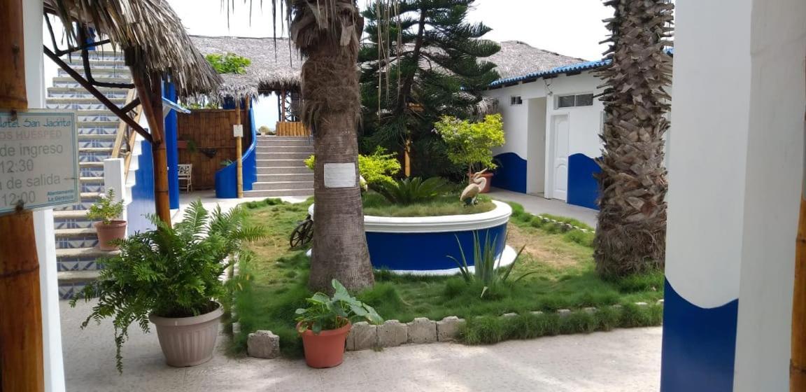 Hotel San Jacinto Bagian luar foto